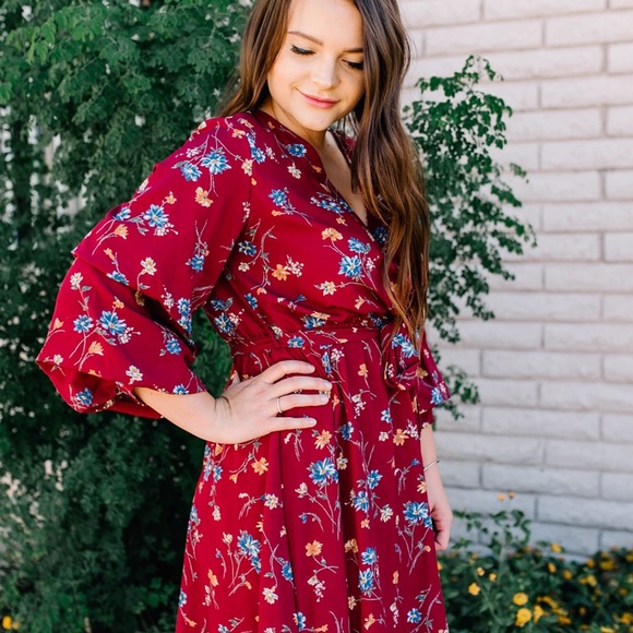 Mauve dress with floral detailing - Picture 5 of 7